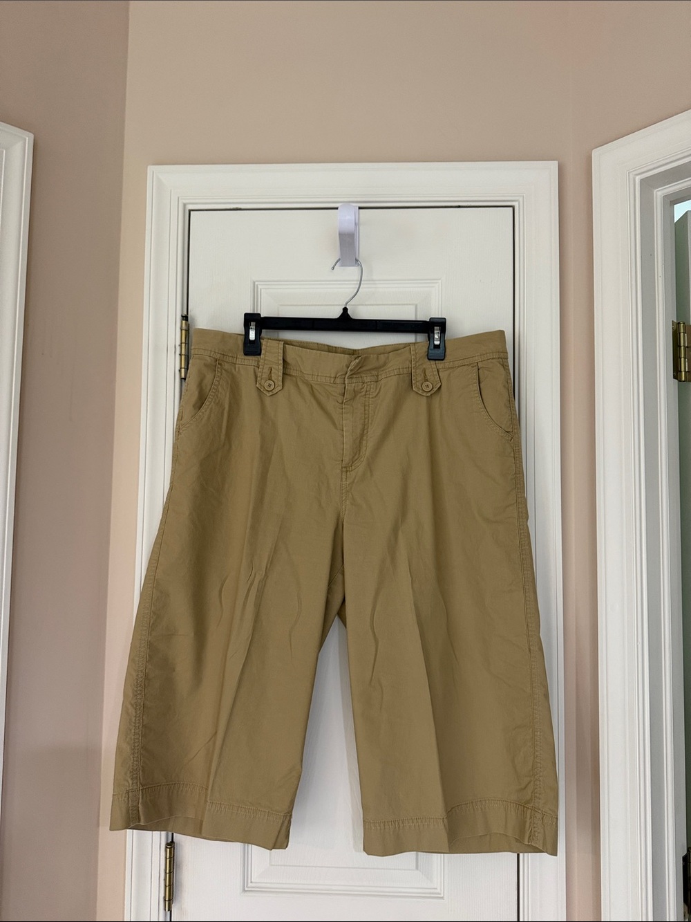 Venezia Tan Capri Pants - Wide Leg Cropped Style; Size 18
